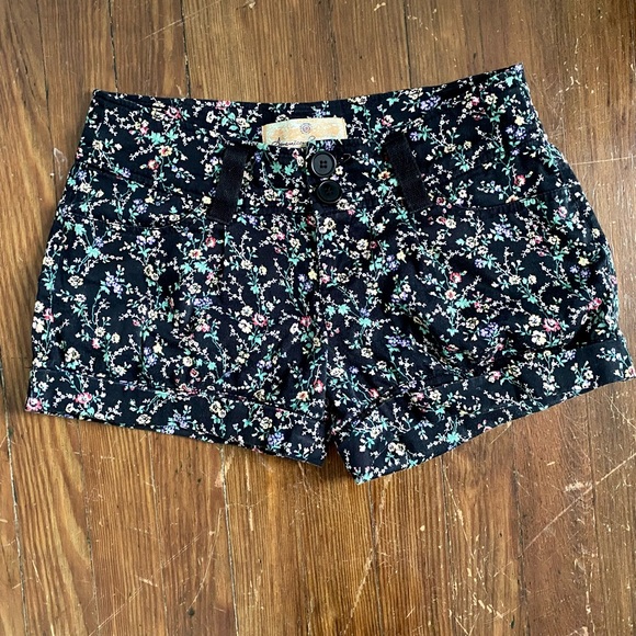 Floral button-up chinos - Picture 7 of 9